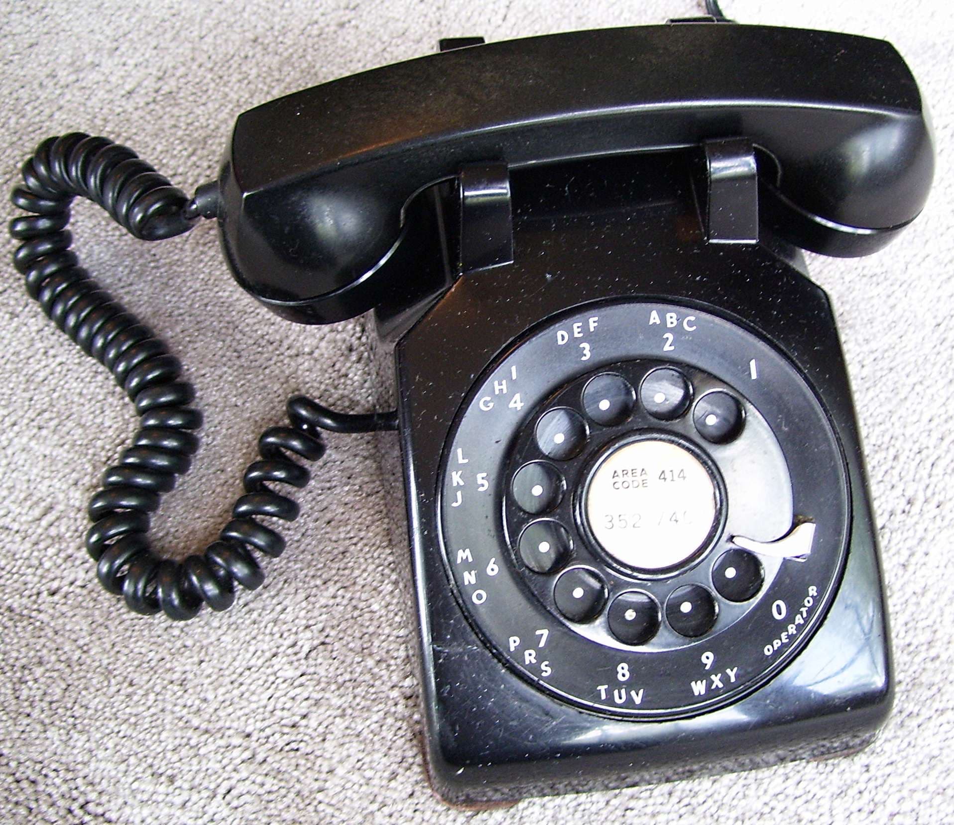 Vintage Western Electric Model 500 rotary telephone